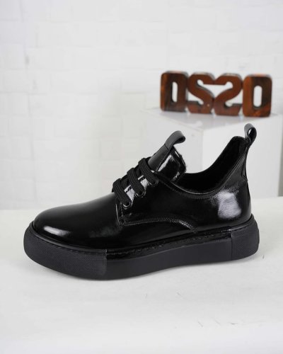 Carousel post from ossoshoes.