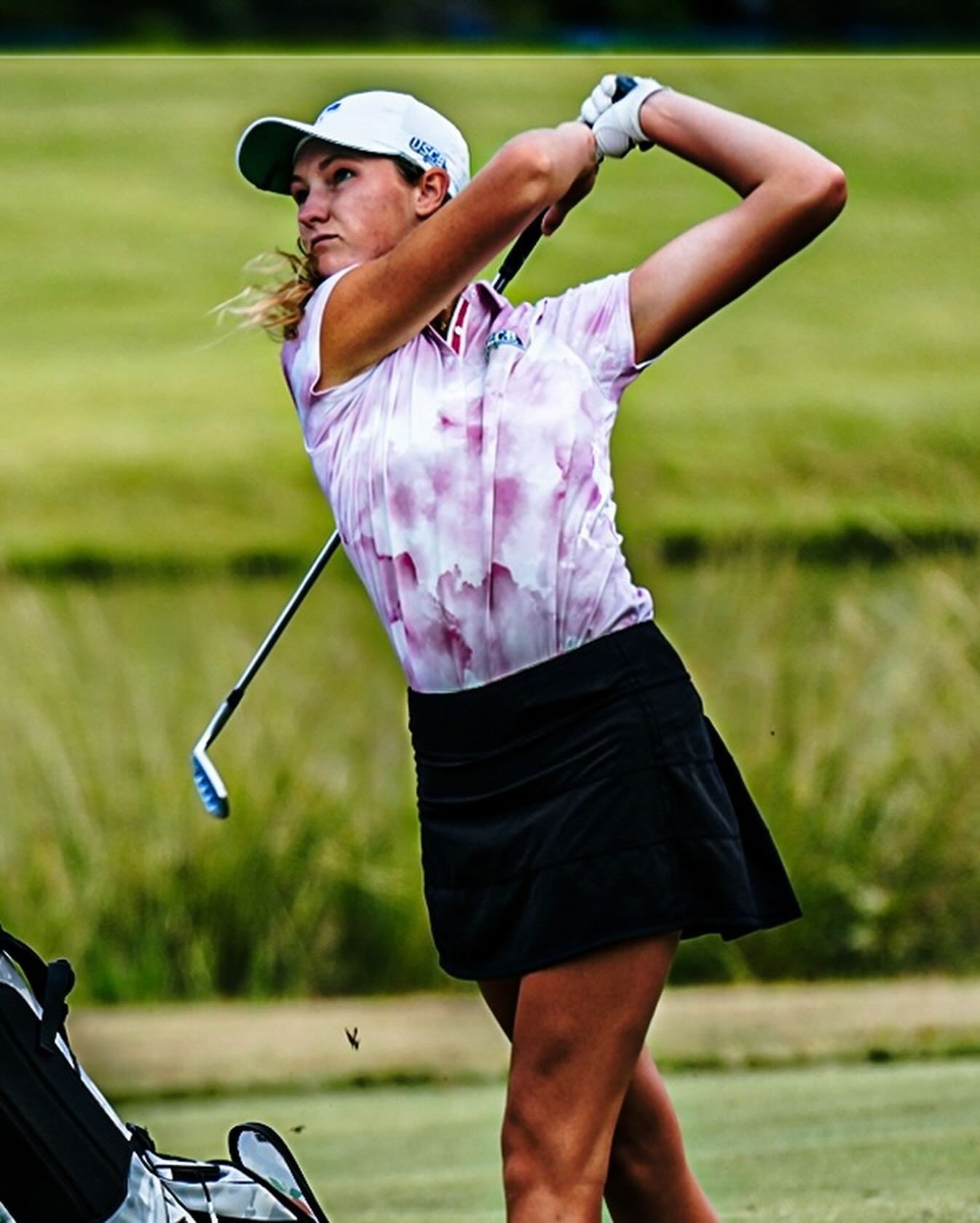 Carousel post from uscbsandsharks.