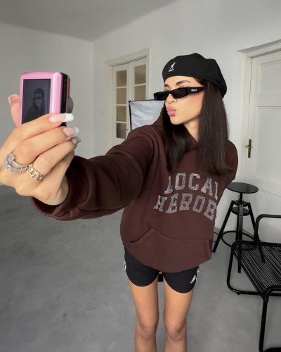 PostPhoto