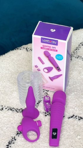 Video post from lovehoneyofficial.