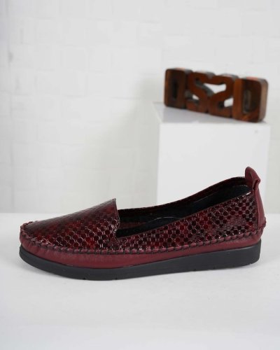 Carousel post from ossoshoes.