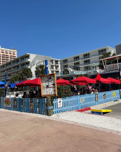 Carousel post from bluewavesuites.
