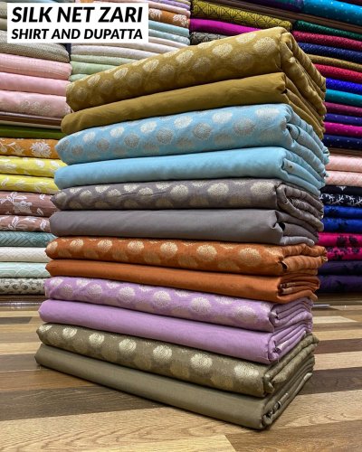 Carousel post from akbar_fabrics_.