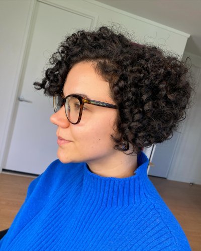 Carousel post from trindadehairstylist.