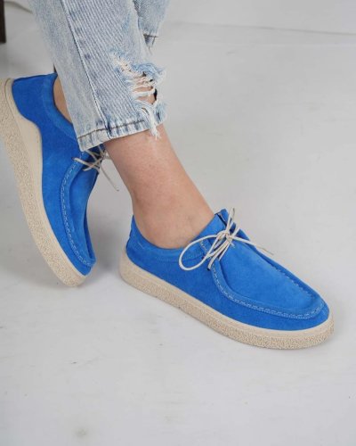 Carousel post from ossoshoes.