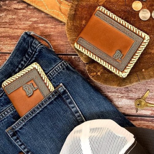 Carousel post from reddirthatco.