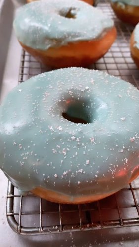 Video post from thedoughnutproject.