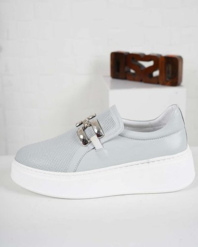 Carousel post from ossoshoes.