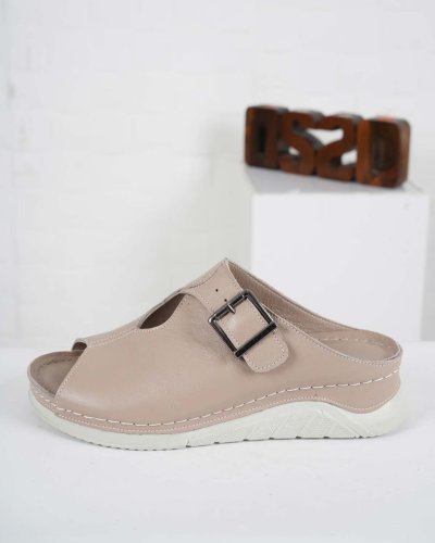 Carousel post from ossoshoes.