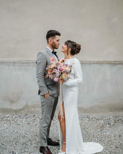 Carousel post from suesseboutique.