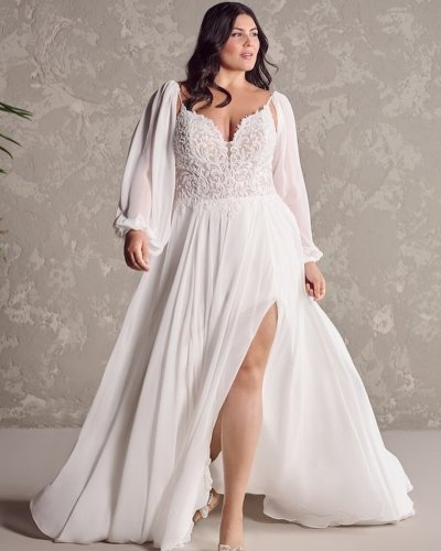 Carousel post from thecurvybridenj.