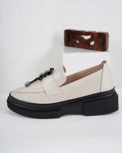 Carousel post from ossoshoes.