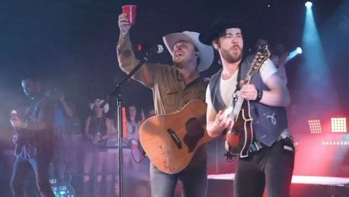 Video post from reddirthatco.