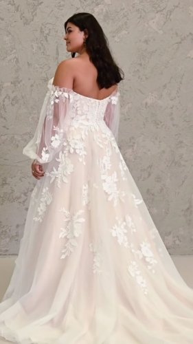 Video post from thecurvybridenj.