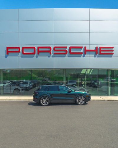 Carousel post from porschewarrington.