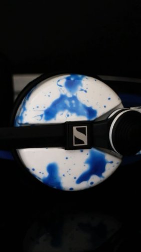Video post from customcans_headphones.
