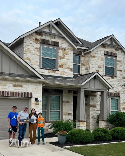 Carousel post from austinchoicerealty.