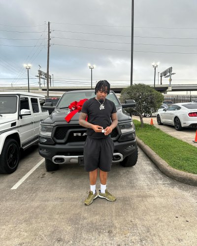 Photo post from sincere.tha.car.plug.