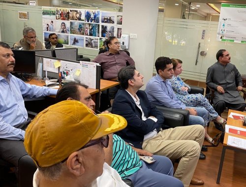 Carousel post from pakfightspolio.