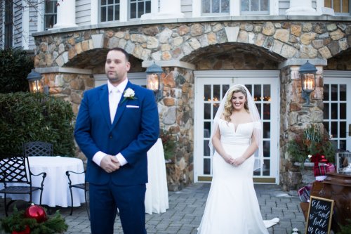 Carousel post from thecurvybridenj.