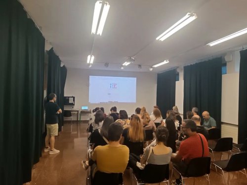 Carousel post from ellacuriazurbaranbhi.