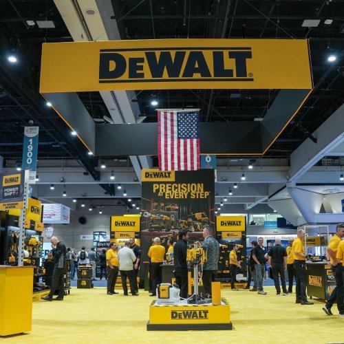 Carousel post from dewalttough.