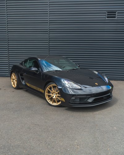 Carousel post from porschewarrington.