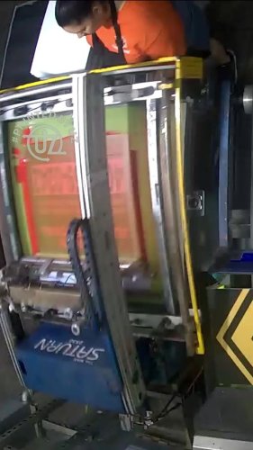 Video post from uzmarketing.