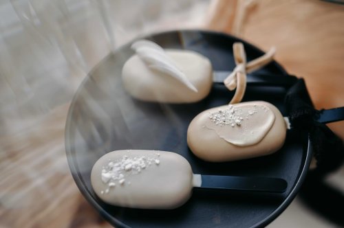 Carousel post from suesseboutique.