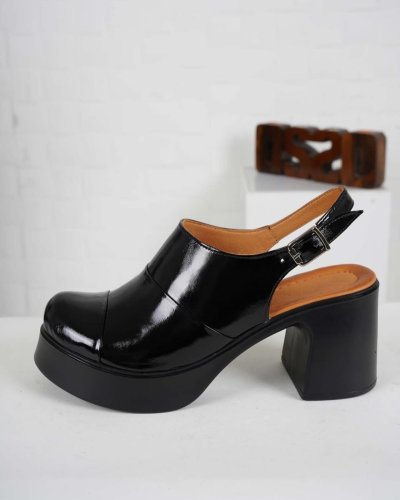 Carousel post from ossoshoes.