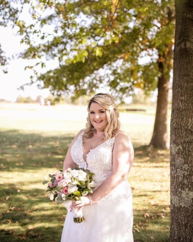 Carousel post from thecurvybridenj.