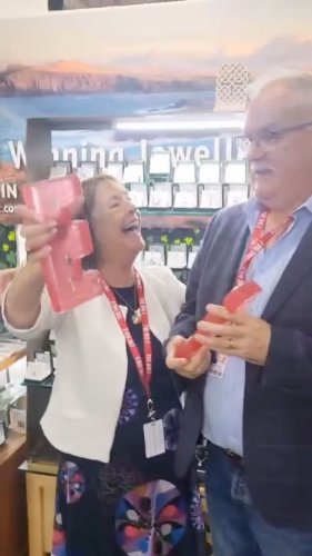 Video post from dinglepeninsulatourism.