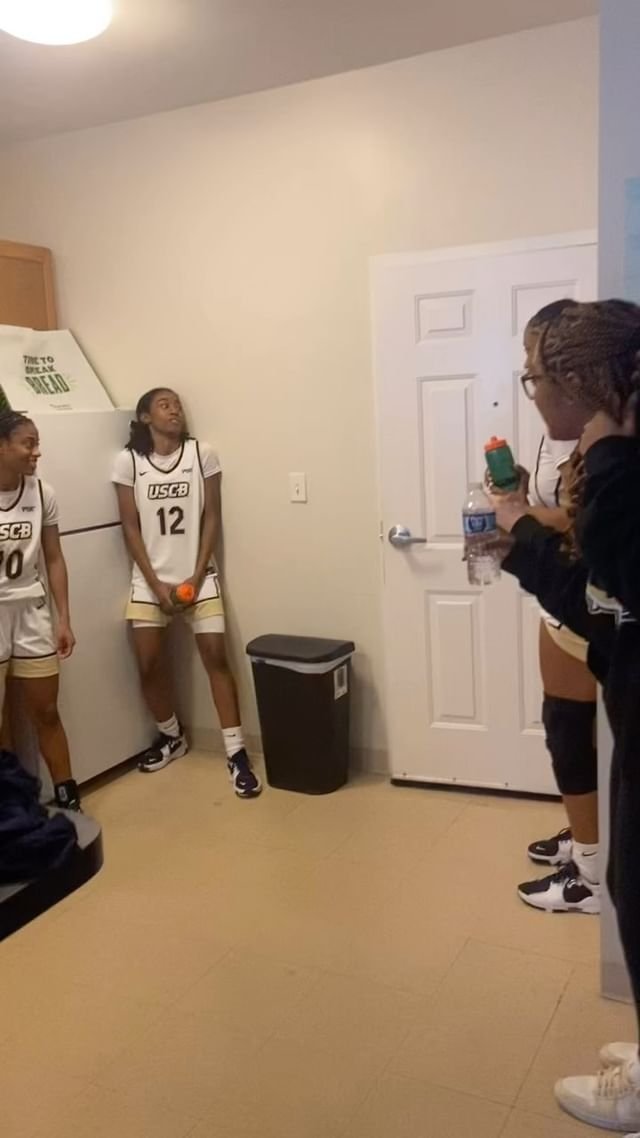 Video post from uscbsandsharks.