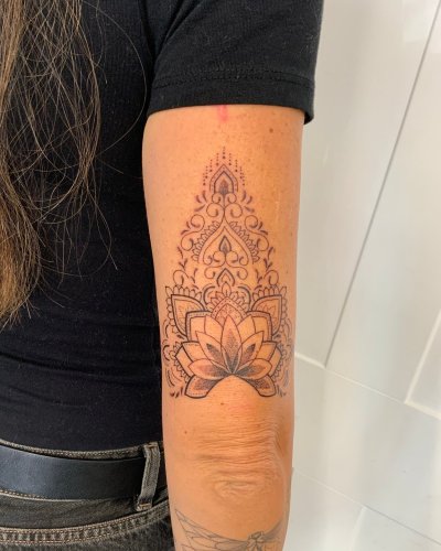 Photo post from lovetattoossandhurst.
