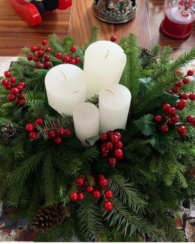 Carousel post from la_gifteria.