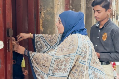 Carousel post from pakfightspolio.