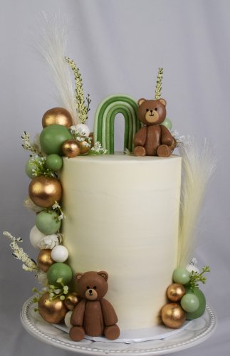 Photo post from marquettescakestudio.