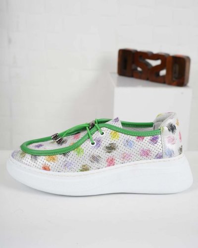 Carousel post from ossoshoes.