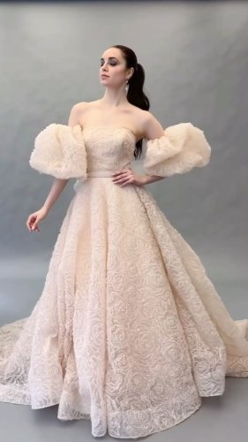 Video post from jolibride.