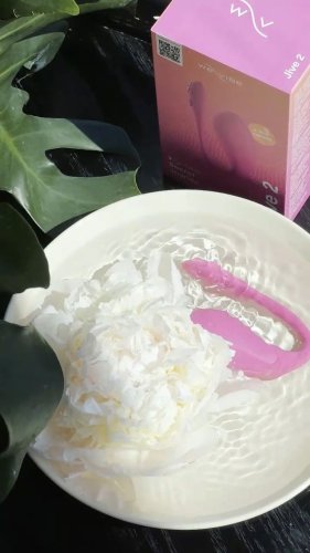 Video post from lovehoneyofficial.