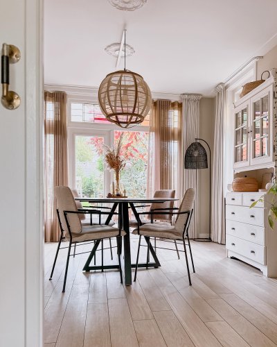 Carousel post from hoff.van.saar.