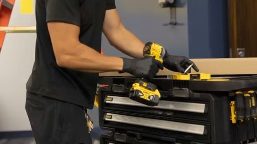 Video post from dewalttough.