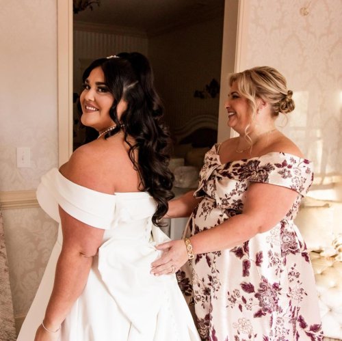 Photo post from thecurvybridenj.