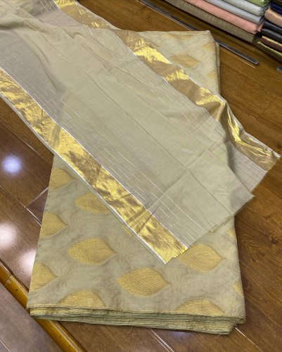 Carousel post from akbar_fabrics_.