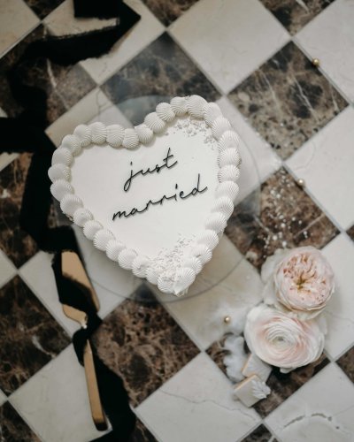 Carousel post from suesseboutique.