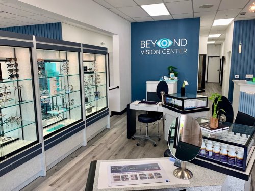 Carousel post from beyondvisioncenter.