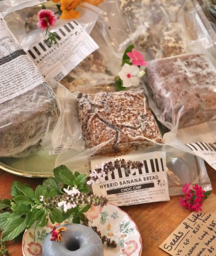 Carousel post from currumbinvalleyharvest.