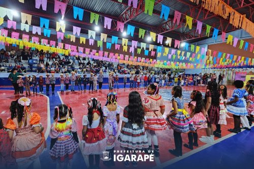 Carousel post from prefeituradeigarape.