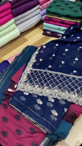 Video post from akbar_fabrics_.