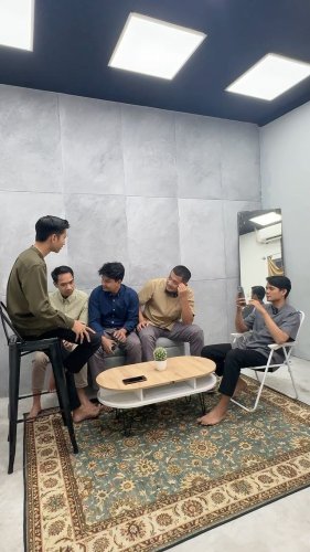 PostPhoto